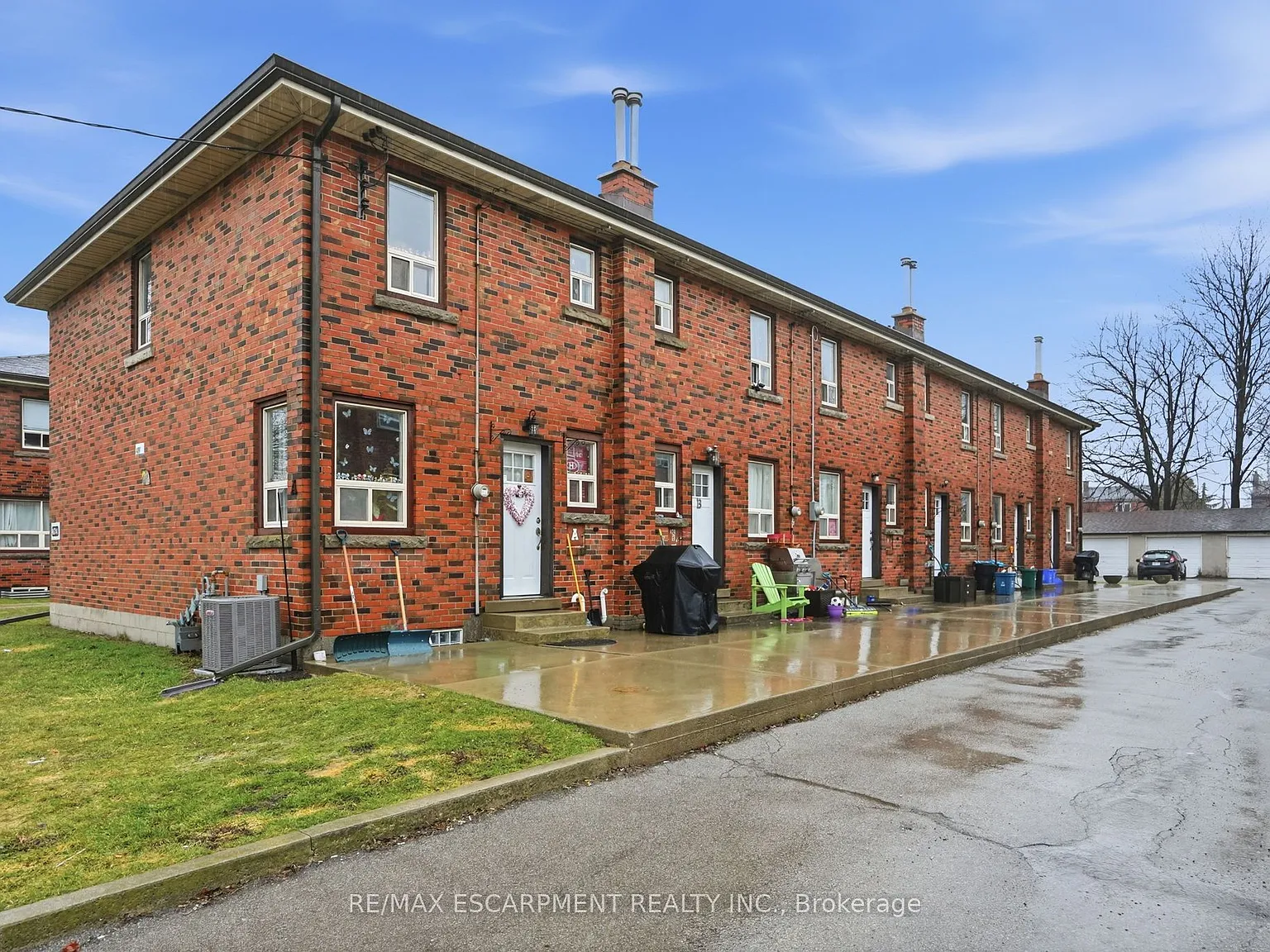 2 bed, $2,150 — Photo 2
