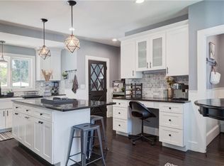 499 Seven Mile Rd, Hope, RI 02831