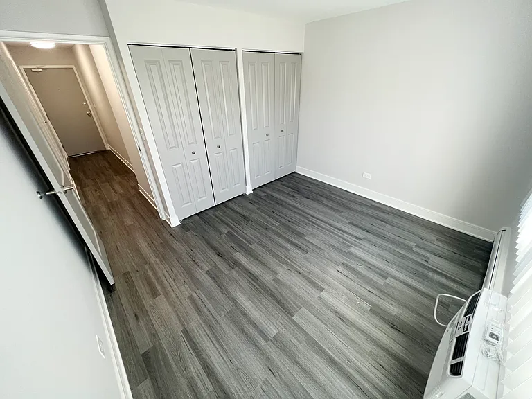 8348 W Catherine Ave #500 — Photo 29