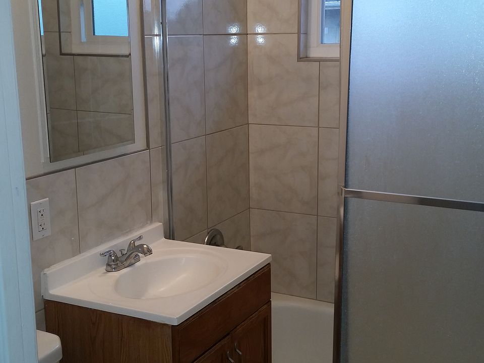 1st image of 239 Montclair Ave APT 8