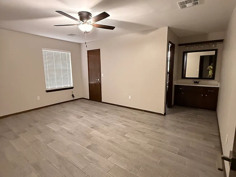 6613 Laurel Rd — Photo 13