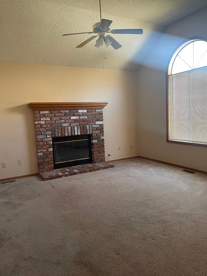 4731 Moundridge Court Available For Sublease! — Photo 3