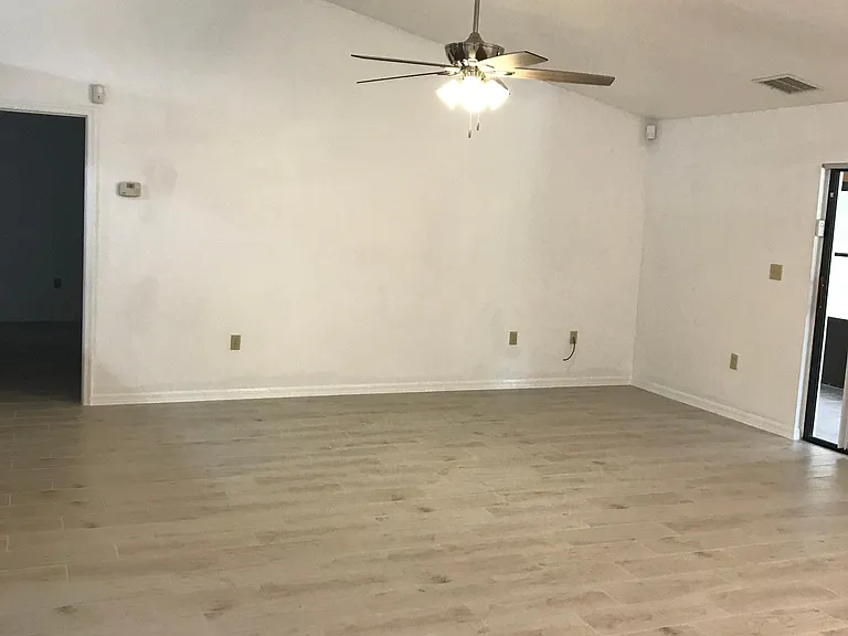 608 Antelope Ln — Photo 16