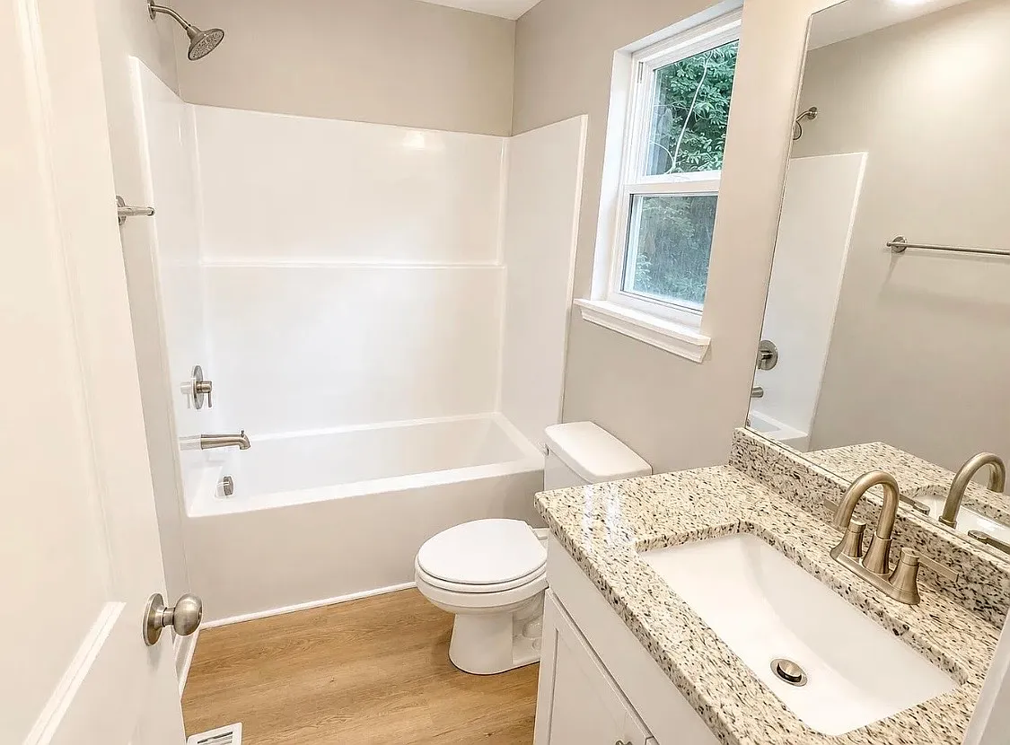 2708 East 21st Street - 1 — Photo 3