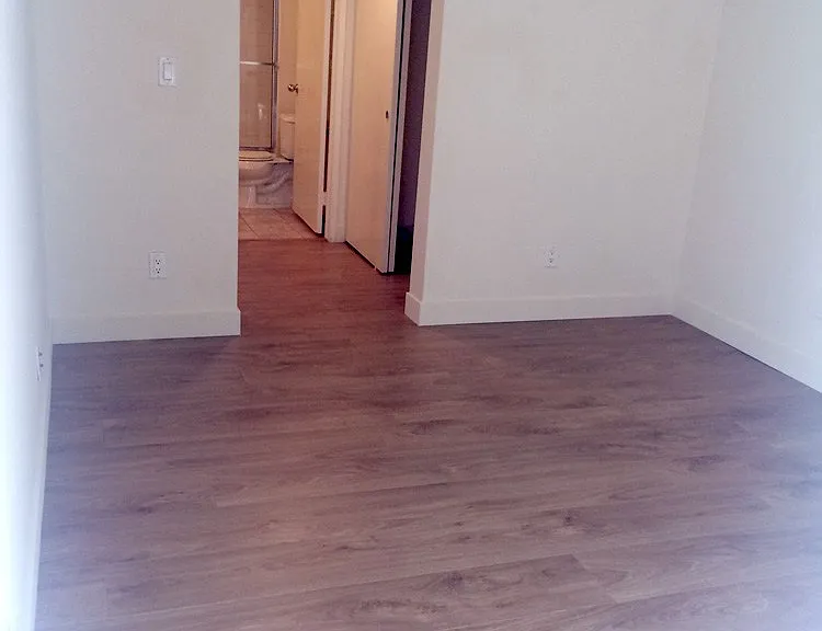 Midvale Towers — Photo 22