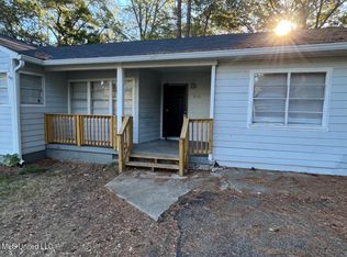 4918 Woodmont Dr, Jackson, MS 39206