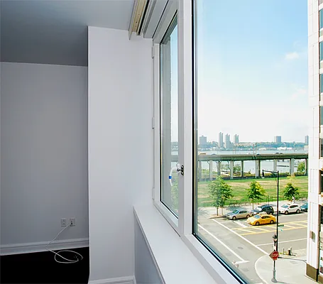 Sold by Nest Seekers International | media 4