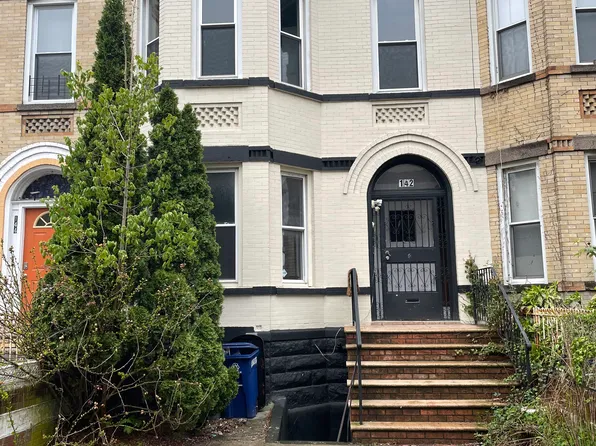 142 Winthrop Street image 1 of 7