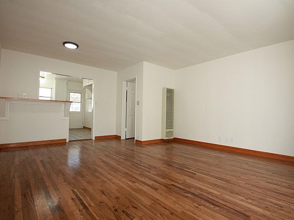 4th image of 3945 Sawtelle Blvd