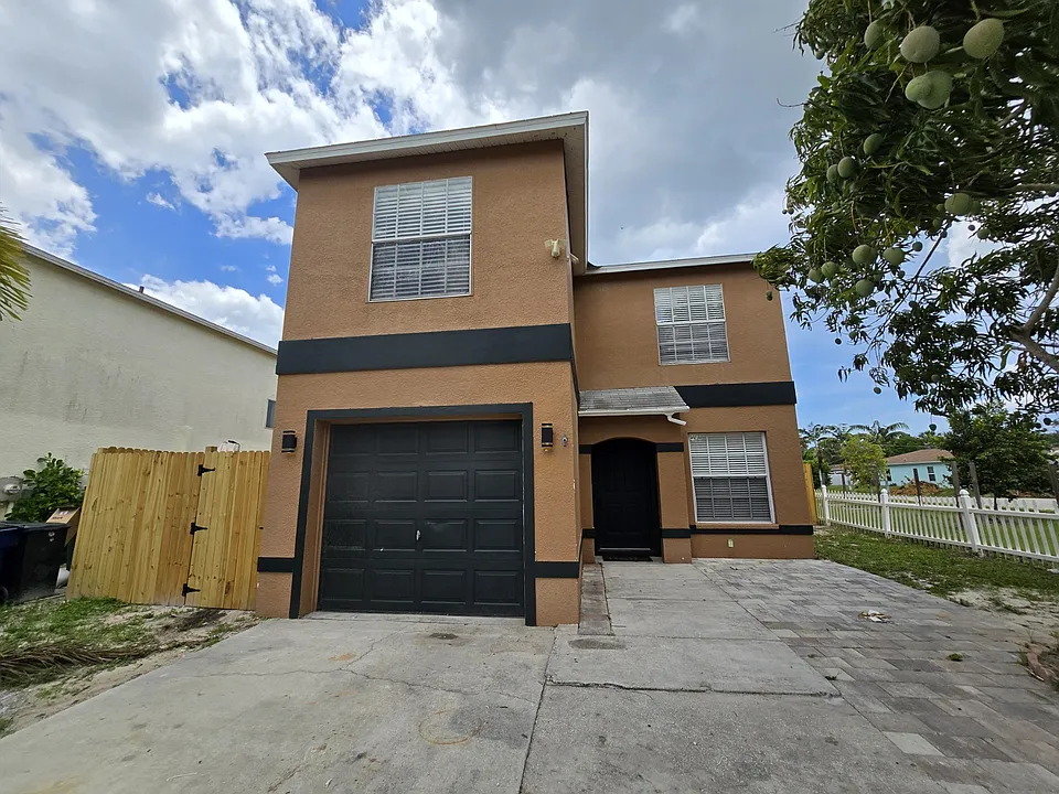 26760 Silverado East Dr