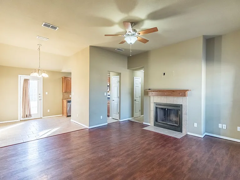 281 Sugarloaf Ave — Photo 5