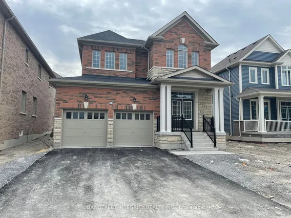21 Father Muckle Ave, Georgina, ON L4P 0J3