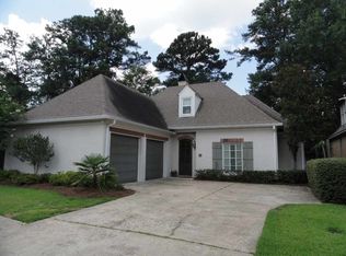 17 Waterford Pl, Jackson, MS 39211