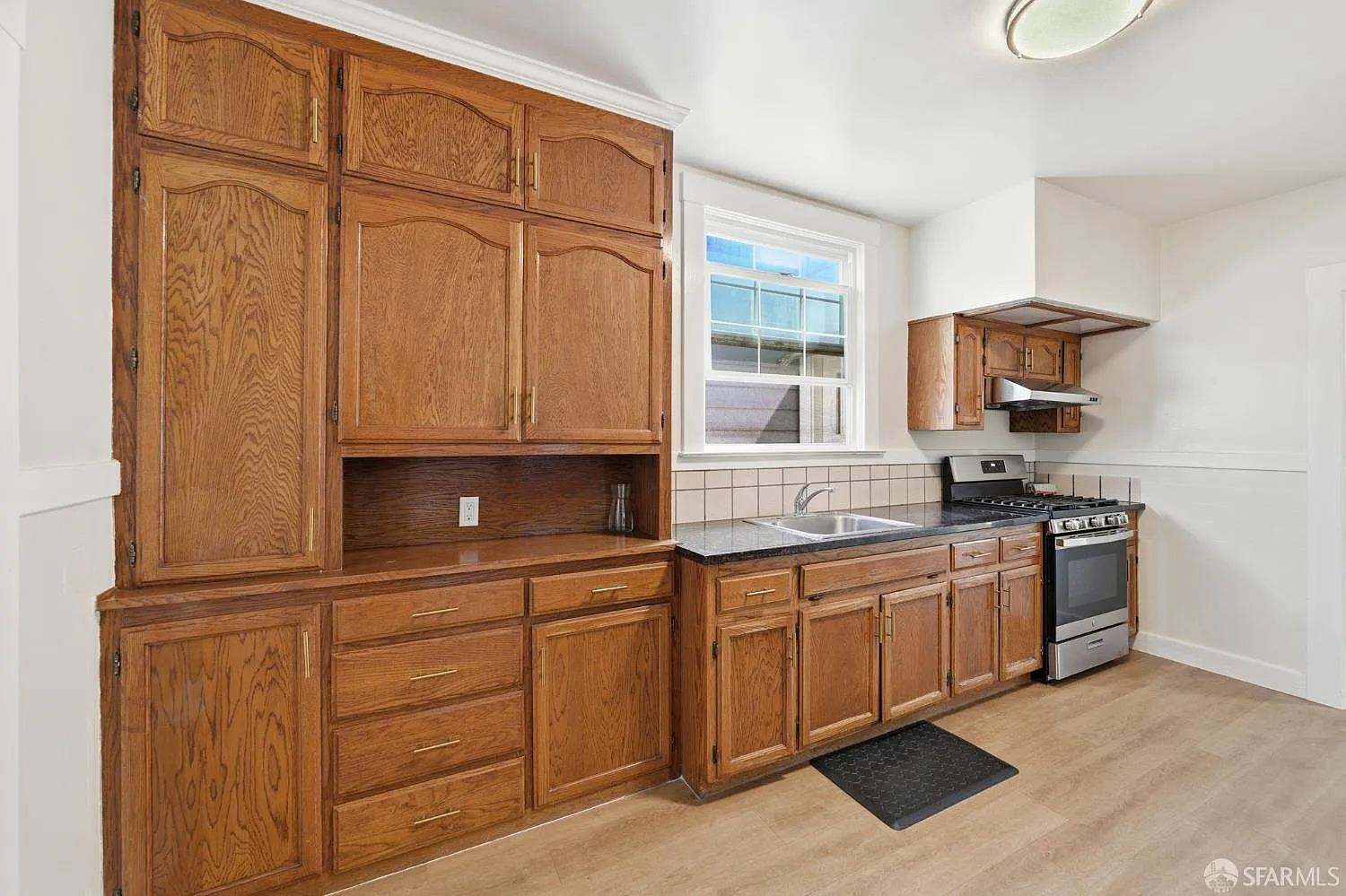 1135 Naples St - Photo 10