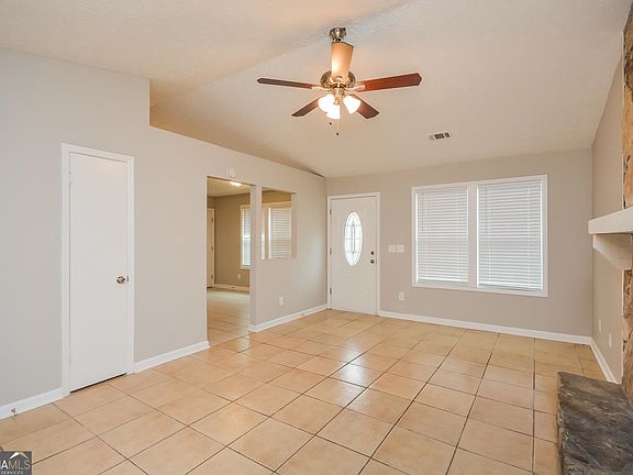 4th image of 6282 Creekford Dr
