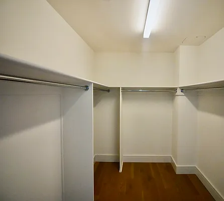 Rented by Extell Marketing Group LLC | media 15