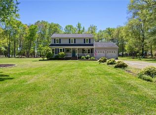 34 Days Point Ln, Smithfield, VA 23430