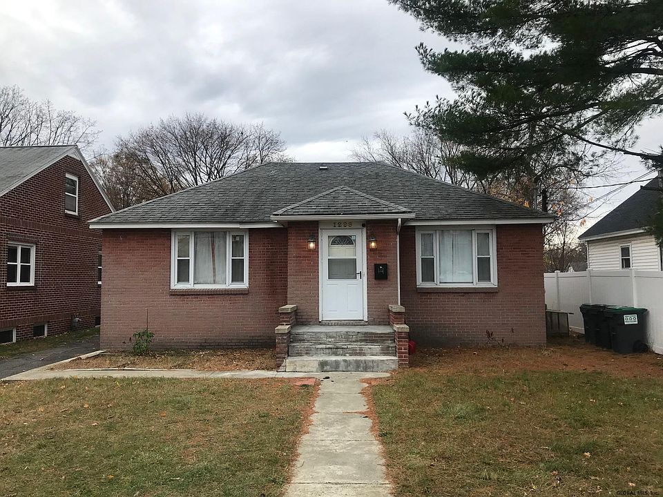 1st image of 1298 Central Ave