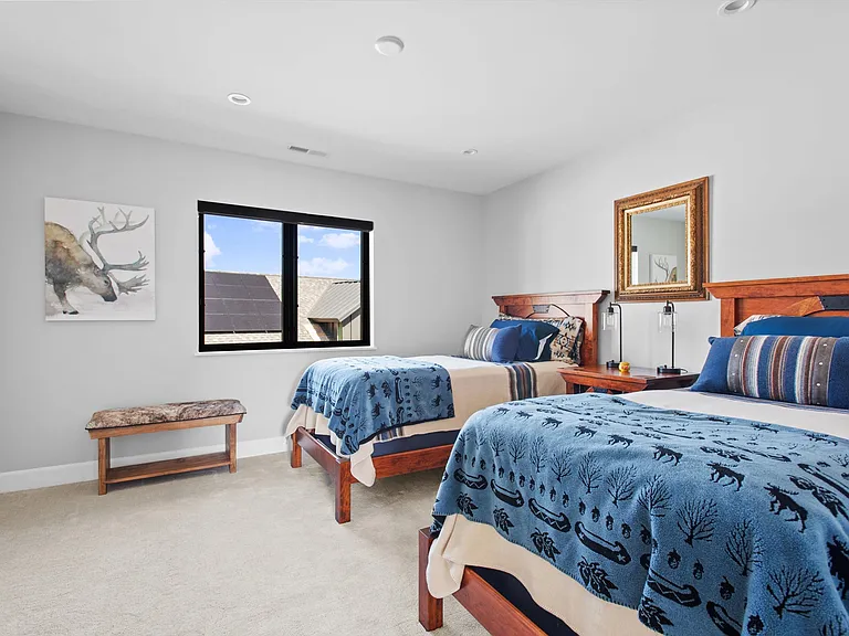 110 Bowles Dr — Photo 30