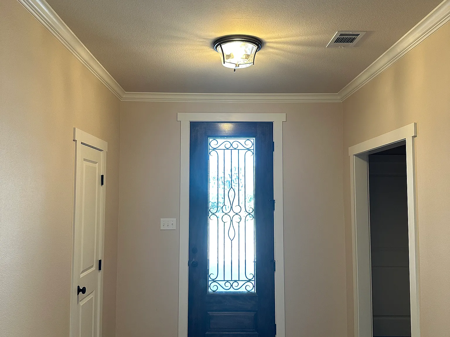 3942 Ruth Ln — Photo 3