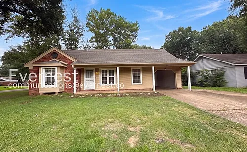 8474 Charleston Dr Photo 1