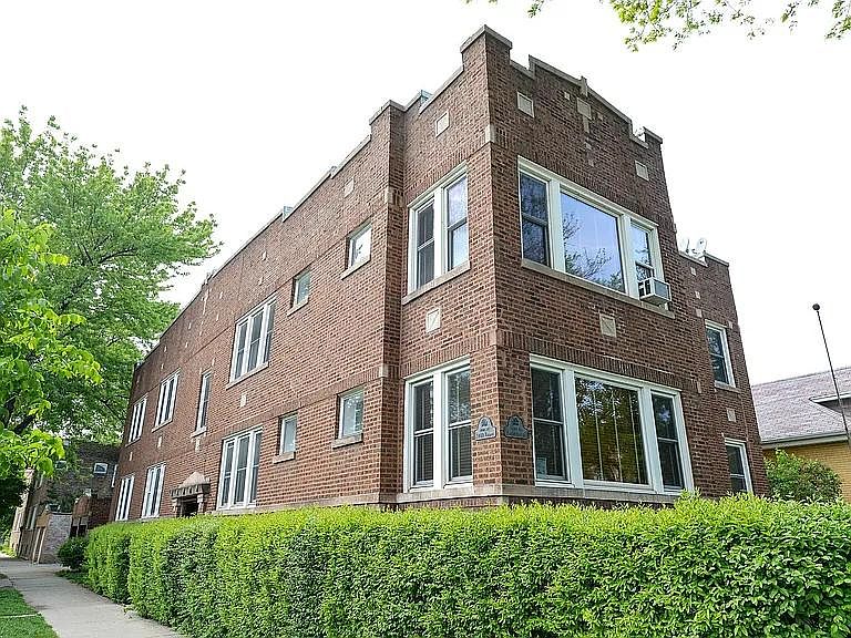1st image of 3400 N Kildare Ave APT 2F