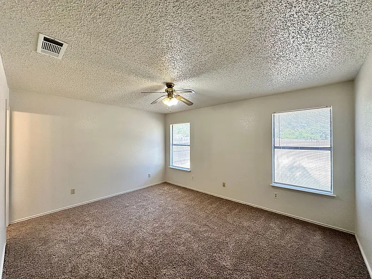 912 Tanner Rd — Photo 13