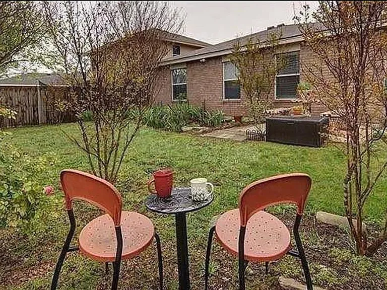 6706 Dusty Ridge Trl — Photo 29