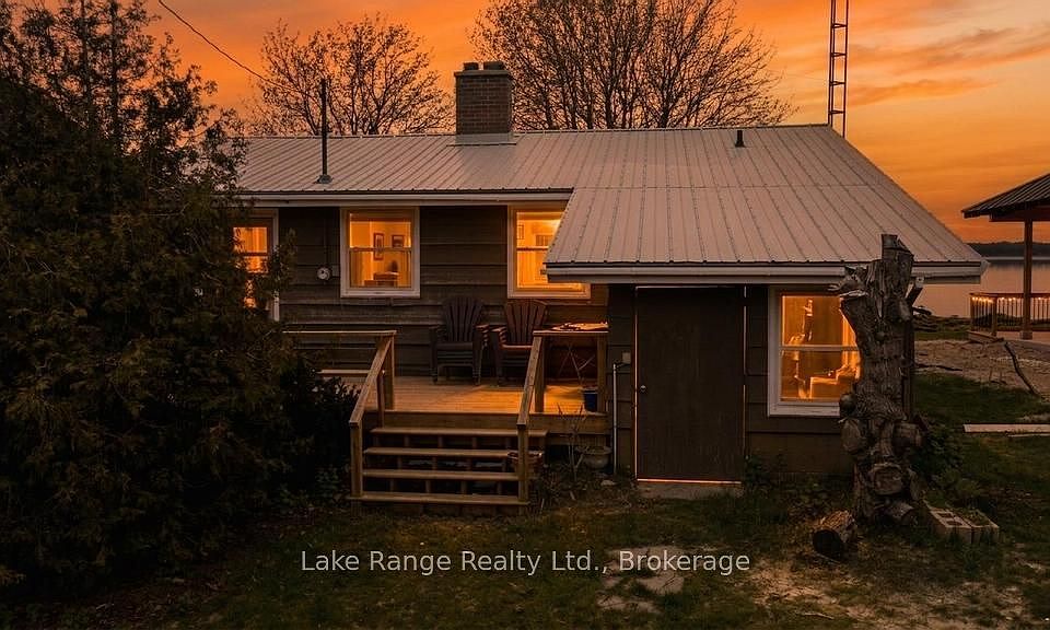 1st image of 805 Leonard Ct