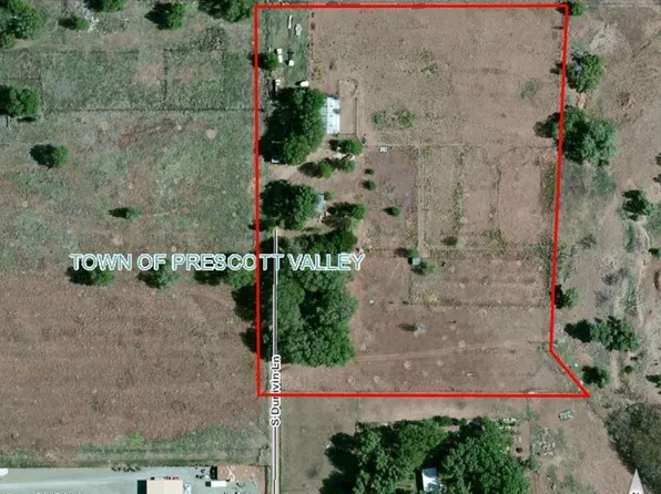 313 S Dunivin Ln, Dewey, AZ 86327