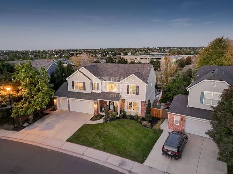 10134 Spring Water Ct — Photo 3