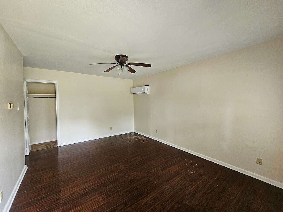 1st image of 6426 Wagner Rd