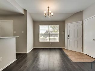 315 Queens Ct S #A, Mansfield, TX 76063