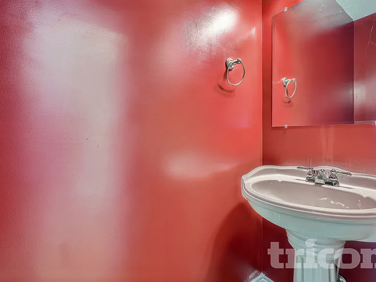 1231 Brentwood Ct — Photo 16