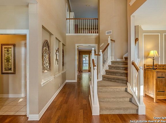 3rd image of 24 N Inwood Heights Dr