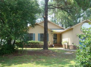 612 Walker St, Fayetteville, NC 28311