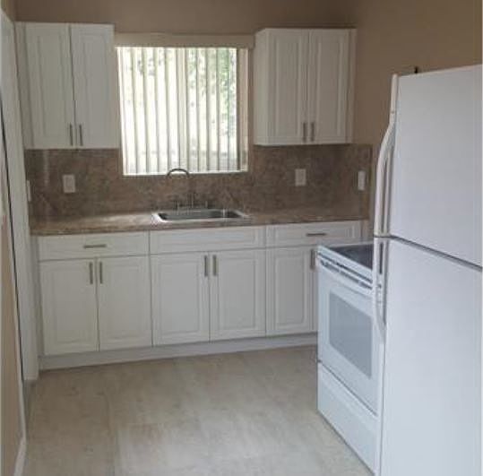 2nd image of 2422 NW 11th St #A