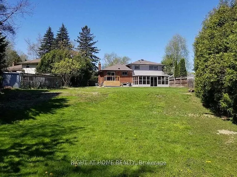 530 Lynda Ln — Photo 22