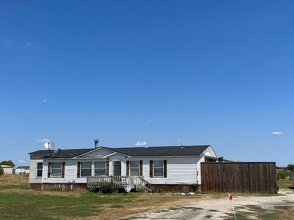 1st image of 10268 County Road 4116