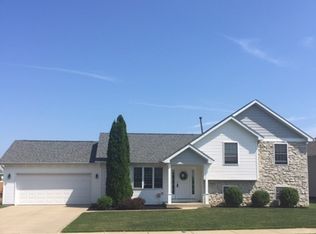 6566 Robbins Rd, Portage, IN 46368