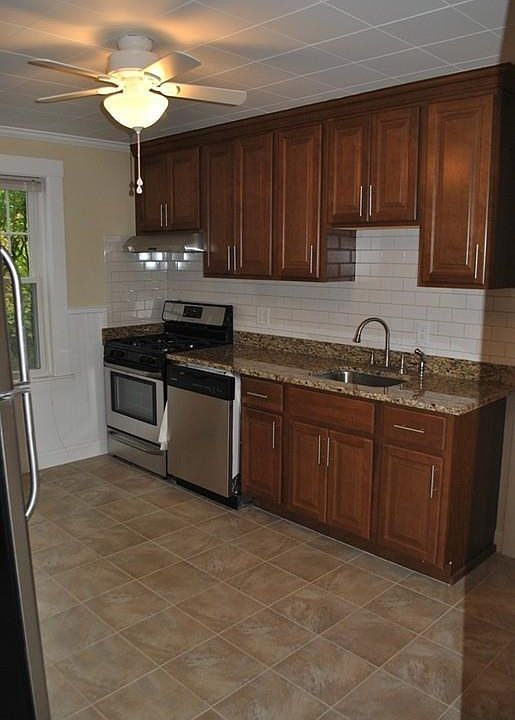 1st image of 105 Verchild St #105