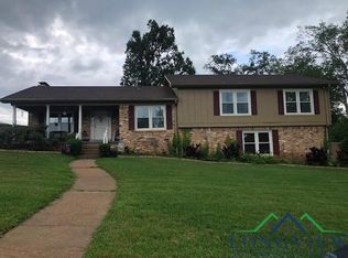 1510 Young St, Henderson, TX 75654