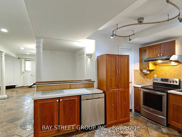 231 Shaftsbury Ave N #WORK OUT WHOLE B — Photo 5
