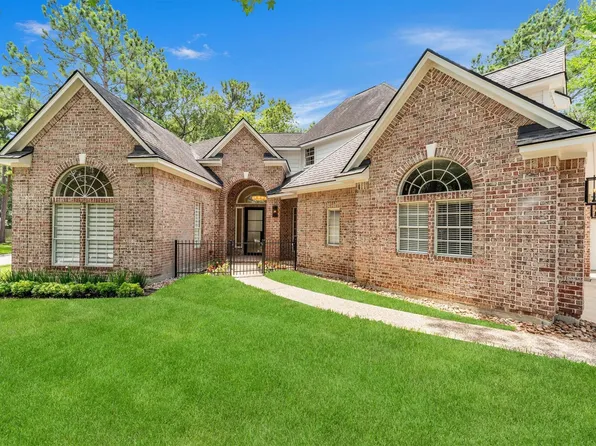18 Floret Ct, Spring, TX 77382