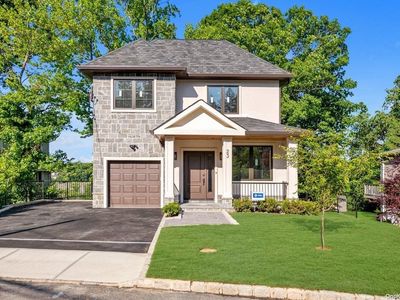 23 Valley View Road, Great Neck, NY, 11021