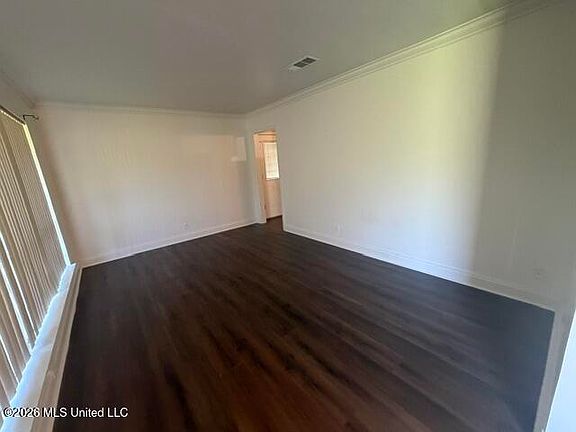 2nd image of 1452 Tally Ho Cir