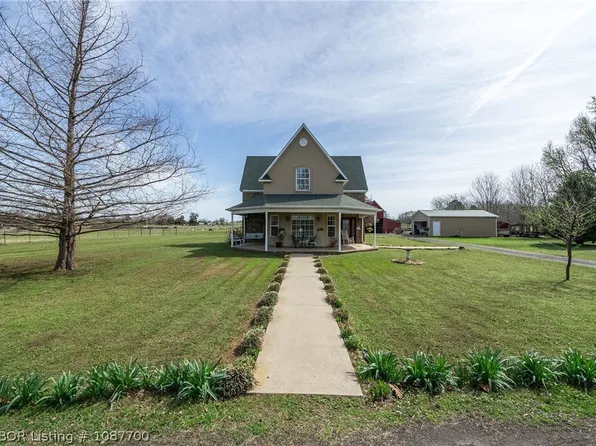 12800 James Fork Rd, Hartford, AR 72938