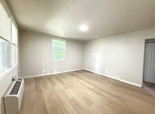 3131 Conner Dr NE APT 8, Knoxville, TN 37918