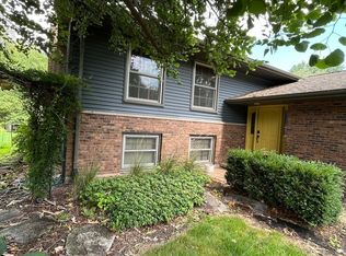 602 Briar Ln, Morris, IL 60450