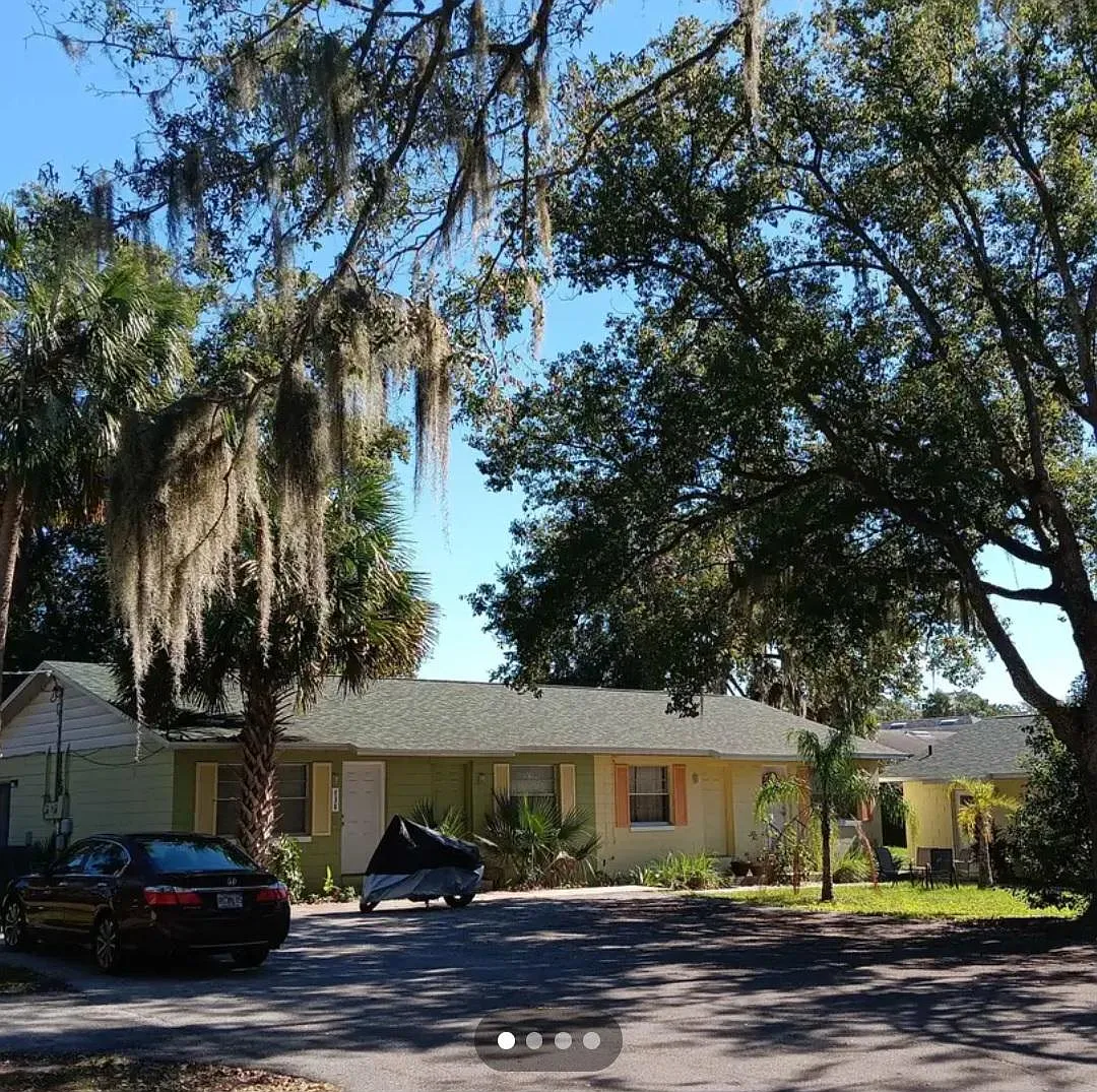 Liberty Ave, Mount Dora — Photo 1